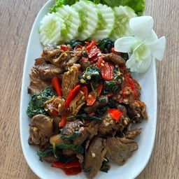 ผัดกะเพราก้านเห็ดกับข้าว