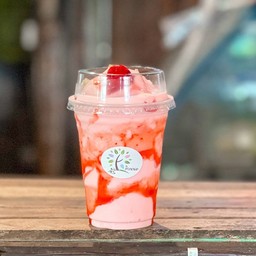 นมสดสตรอเบอรี่