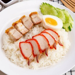 ข้าวหมูแเดงหมูกรอบ