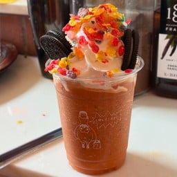 Thai tea oreo crumble