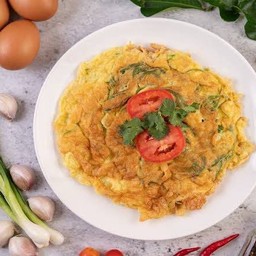 ကြက်ဥမွှေကြော်(ခရမ်းချဥ်သီး)  FRIED EGGS WITH TOMATO
