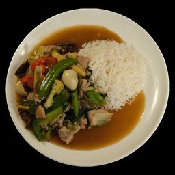 ပင်လယ်စာထမင်းပေါင်း SEAFOOD CHOPSUEY RICE