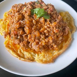 ไข่เจียวทรงเครื่องราดข้าว