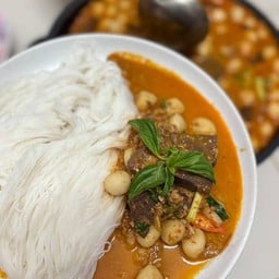 ขนมจีน อร่อยโพดด๋อก วิภา 22 -จตุจักร