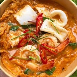 ข้าวห่อหมกไข่ข้นปลาหมึก