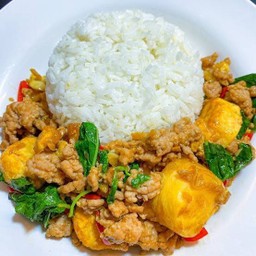 กะเพราเต้าหู้+หมูสับ