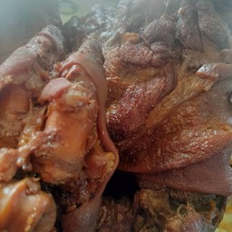 ขาหมูยกขา