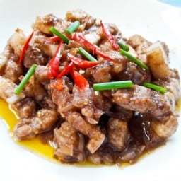 หมูผัดกะปิ