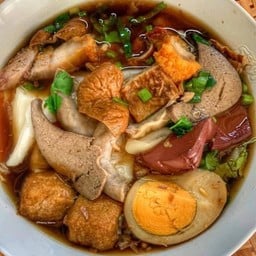 ก๊วยจั๋บแม่เล็กสูตรโบราณ