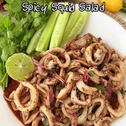 ลาบปลาหมึกราดข้าว