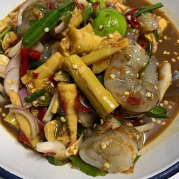 ตำหน่อไม้กุ้งสด