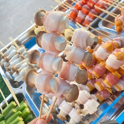 เห็ดออรินจิพันหมู