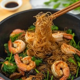 กุ้งอบวุ้นเส้น