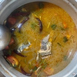 ข้าวแกงยายนก ตลาดสีเขมา