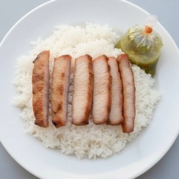 ข้าวหมูย่าง (เลือกข้าวสวยหรือข้าวมัน)