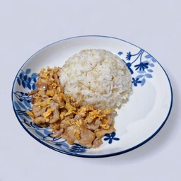 หมูหมักทอดกระเทียม