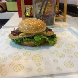 มาเก้อร์บอย (มาม่าชีส&เบอเกอร์)