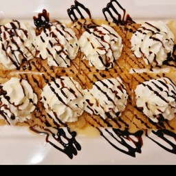 โรตีทิชชู่วิปครีม+ช็อคโกแลต