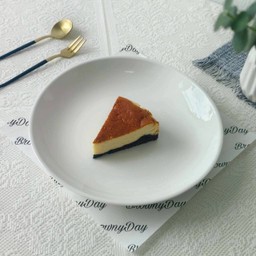 ชีสเค้กหน้าไหม้บราวนี่