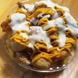 เฟรนฟรายส์+นักเก็ต+ไก่ป๊อบราดชีส+ซอสหัวหอม