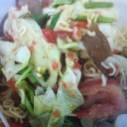 ยำมาม่าเจ