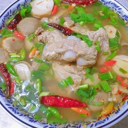 ต้มแซ่บหมูกระดูกอ่อน