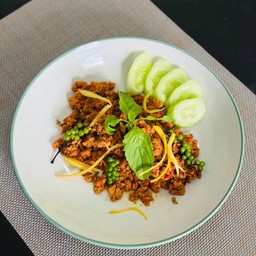 ผัดเผ็ดหมู