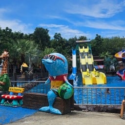 ชมวิว รีสอร์ท