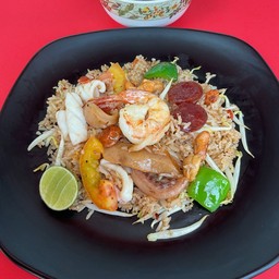 ข้าวผัดซิ่ง พร้อมน้ำซุป