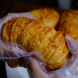 ขนมปังไข่เค็มครัมเบิ้ล