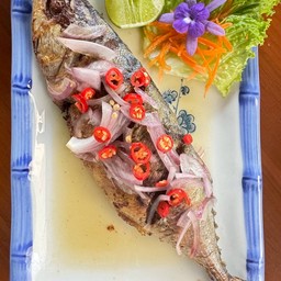 ยำปลาทูมัน