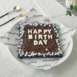 บราวนี่ สี่เหลี่ยม วันเกิด