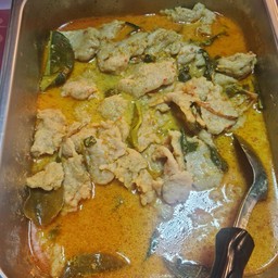 แกงเขียวหวานปลากราย+ มะเขือ