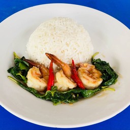 กุ้งผัดใบกะเพราราดข้าว