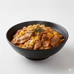 ข้าวหน้า ไก่/หมู ผัดซอสญี่ปุ่นไข่ขยี้