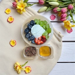 กรีกโยเกิร์ต & ก๋วยเตี๋ยว ที่จริงใจ