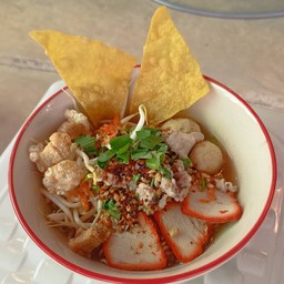 ก๋วยเตี๋ยวต้มยำ