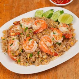 ข้าวผัดกุ้ง จานใหญ่