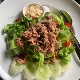 สลัดทูน่า