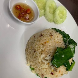 ข้าวผัดคะน้าปลาเค็ม