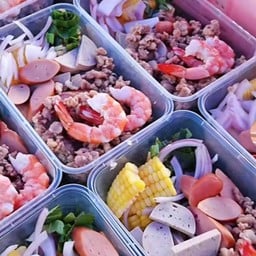 ครัวในห้องข้าวกะเพรา&น้ำชา