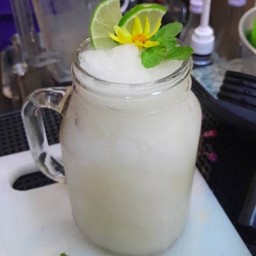 น้ำมะนาว