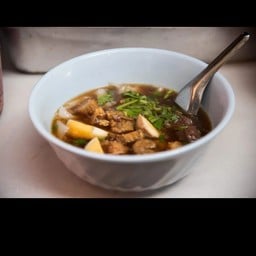 ก๋วยเตี๋ยวไก่วัดตะพาน วัดตะพาน