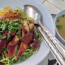 ร้านการชัยข้าวหน้าเป็ดย่าง-บะหมี่เป็ดย่าง สยามสแควร์ซอย2