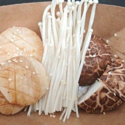 เห็ดย่างพาณิช