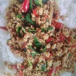 ข้าวกะเพราหมูสับ