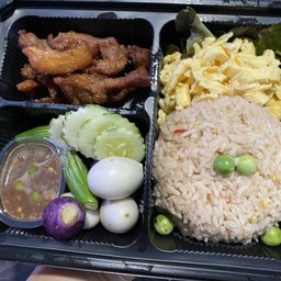 ข้าวคลุกน้ำพริกนรกหมูทอด+ซุปแกงจืดเต้าหู้หมูสับ