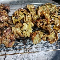 ปิ้งย่างข้างเสาไฟ ปิ้งย่างข้างเสาไฟ