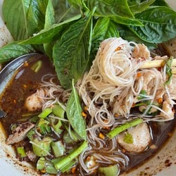 ต้อมเตี๋ยวเรือยกซด  จอมทอง