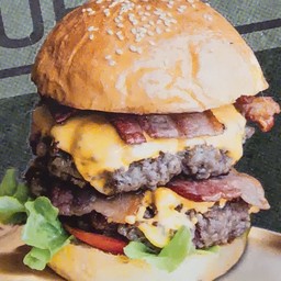 Double Traditional Burger